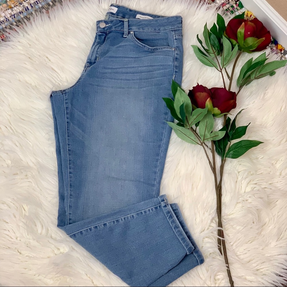 Jessica Simpson Rolled Crop Skinny Jeans